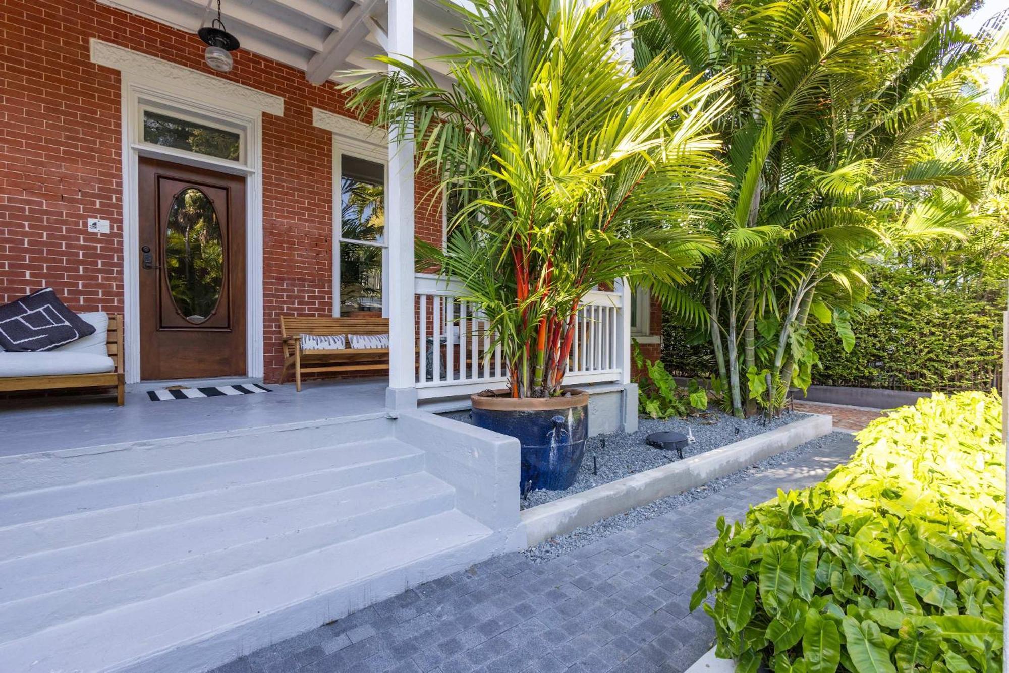 Takeover At The Grand Maloney Cayo Hueso Exterior foto
